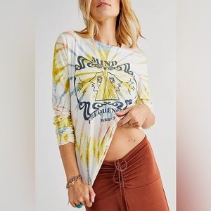 MOBLACK MIND FREQUENCIES FITTED FERN LONGSLEEVE TEE